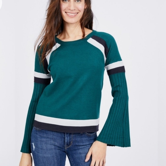 Summer & Sage Sweater Size M - Picture 1 of 9